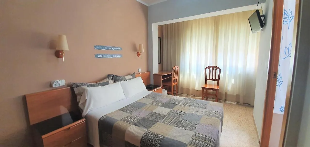 Marinada Hotel Cambrils 2*,